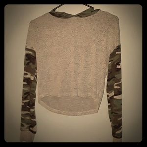 Long Sleeve Crop Top